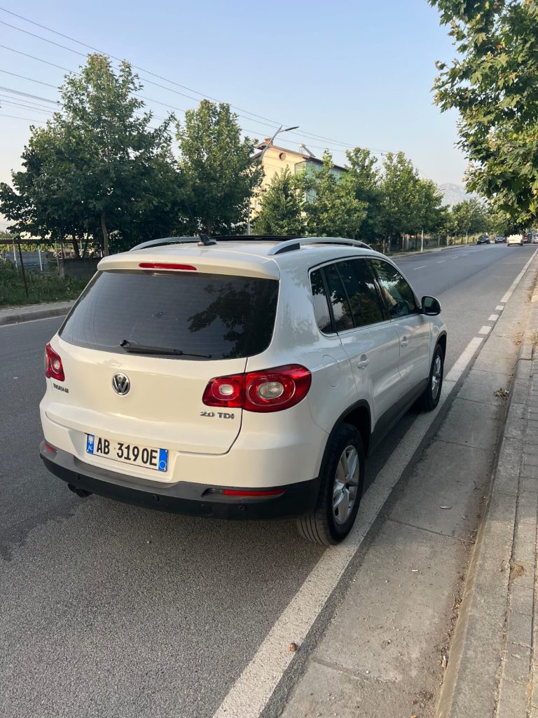 VW Tiguan (2010) - Image 3